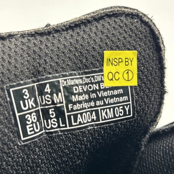 Dr Martens Devon Bex Boot Women’s Size 5 Docs Black Star Buckle VERY CLEAN - Picture 8 of 9